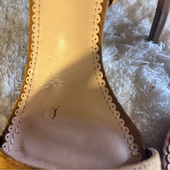 M Madison - Picture 7 of 9